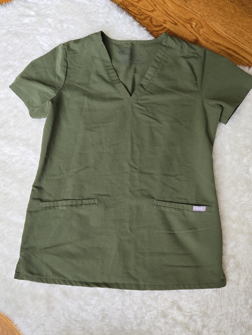 FIGS Scrub Top, Womens Extra Small